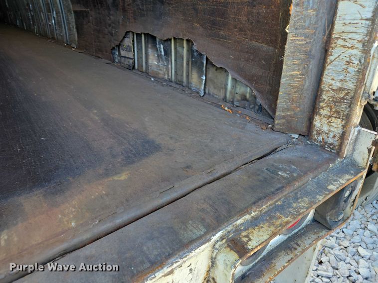 image for item EM0629 2006 Lufkin TFV-CL-110 dry van trailer