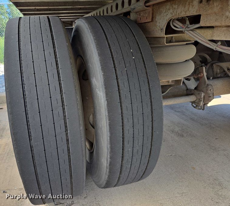 image for item EM0629 2006 Lufkin TFV-CL-110 dry van trailer