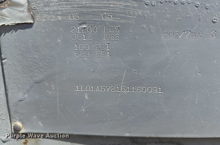 image for item EM0629 2006 Lufkin TFV-CL-110 dry van trailer