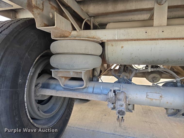 image for item EM0630 2006 Lufkin TFV-CL-110 dry van trailer