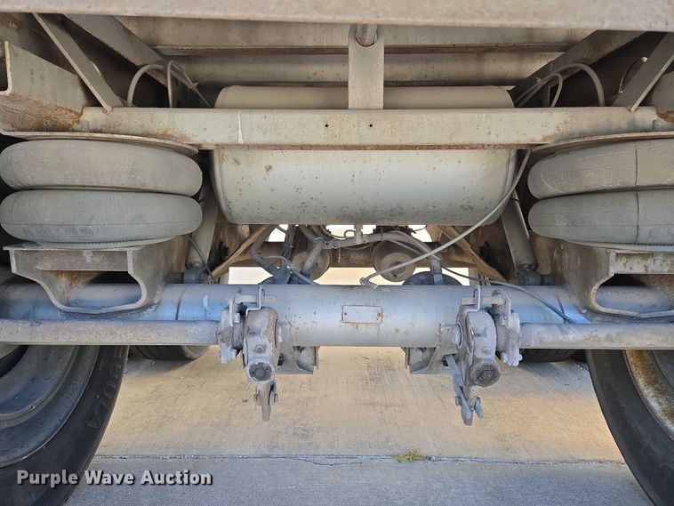 image for item EM0630 2006 Lufkin TFV-CL-110 dry van trailer