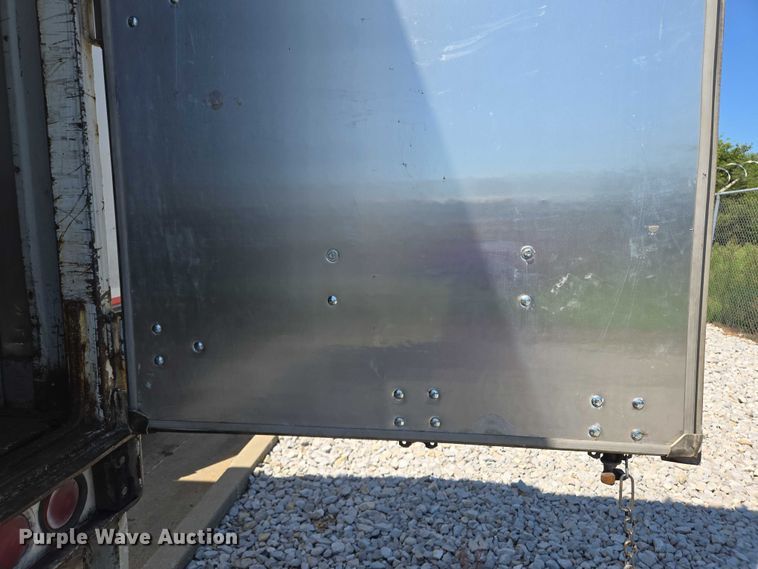 image for item EM0630 2006 Lufkin TFV-CL-110 dry van trailer