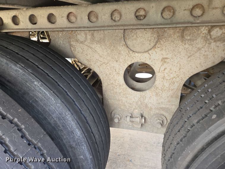 image for item EM0630 2006 Lufkin TFV-CL-110 dry van trailer