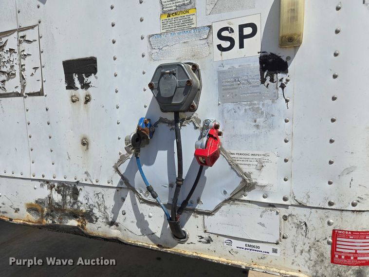 image for item EM0630 2006 Lufkin TFV-CL-110 dry van trailer