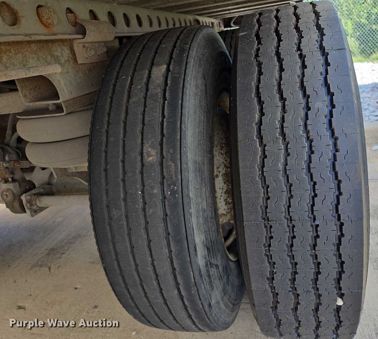 image for item EM0630 2006 Lufkin TFV-CL-110 dry van trailer