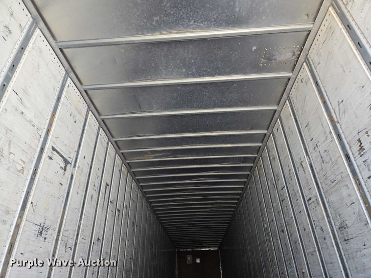 image for item EM0631 2006 Utility VS2DX dry van trailer