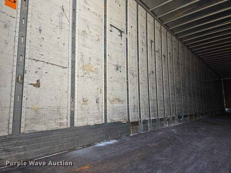 image for item EM0631 2006 Utility VS2DX dry van trailer