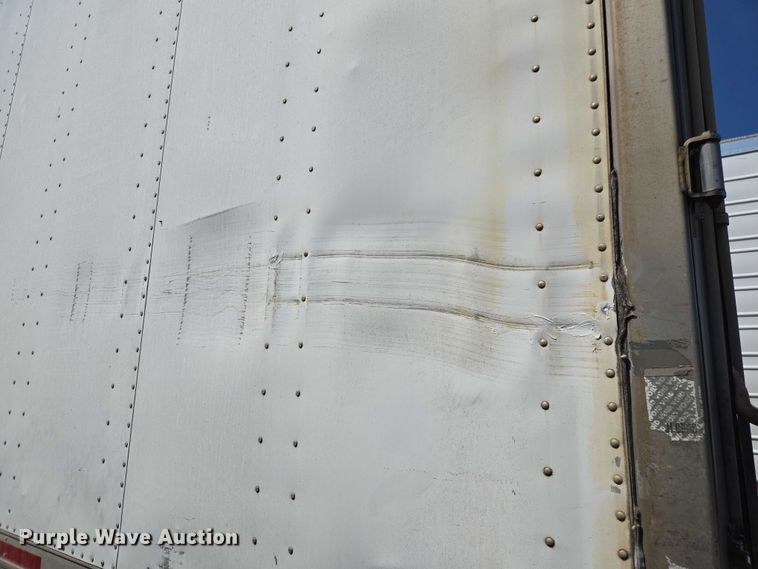 image for item EM0631 2006 Utility VS2DX dry van trailer