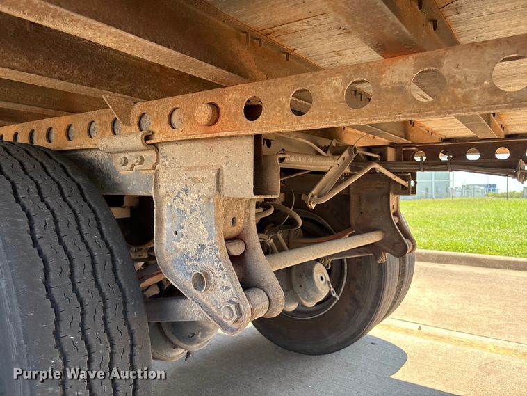 image for item EM0632 2005 Wabash DVCVHPC dry van trailer