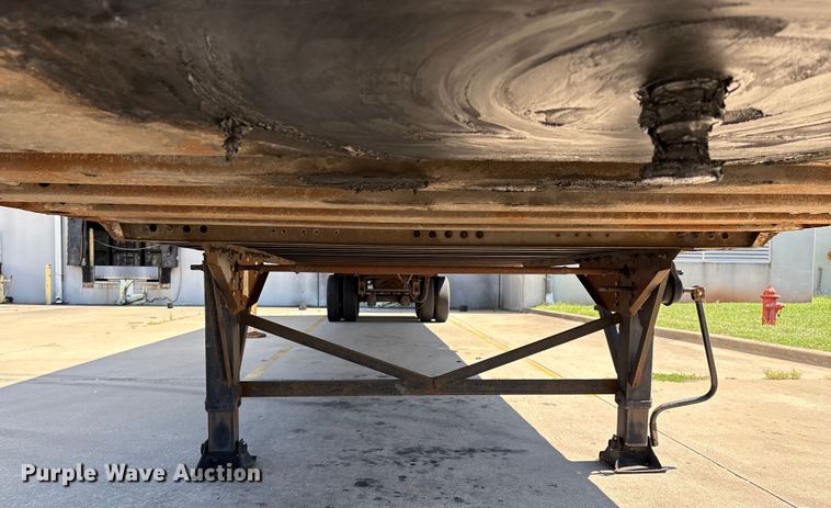 image for item EM0632 2005 Wabash DVCVHPC dry van trailer