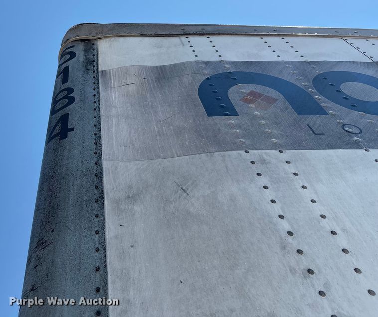 image for item EM0632 2005 Wabash DVCVHPC dry van trailer