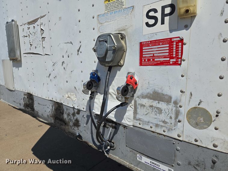 image for item EM0633 2006 Lufkin TFV-CL-110 dry van trailer