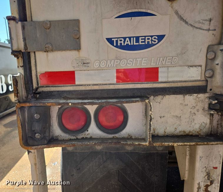 image for item EM0633 2006 Lufkin TFV-CL-110 dry van trailer