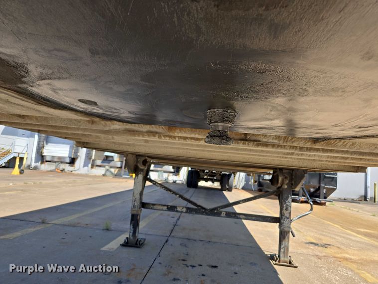 image for item EM0633 2006 Lufkin TFV-CL-110 dry van trailer