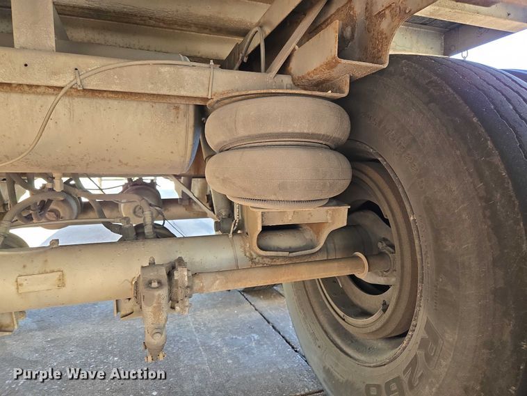 image for item EM0633 2006 Lufkin TFV-CL-110 dry van trailer