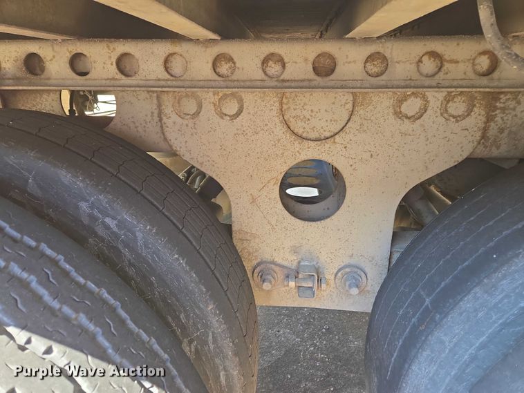 image for item EM0633 2006 Lufkin TFV-CL-110 dry van trailer