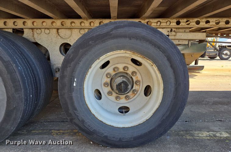 image for item EM0633 2006 Lufkin TFV-CL-110 dry van trailer