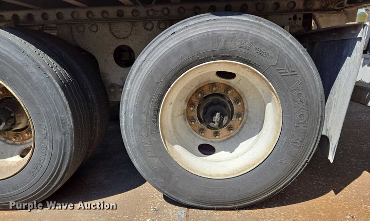 image for item EM0633 2006 Lufkin TFV-CL-110 dry van trailer