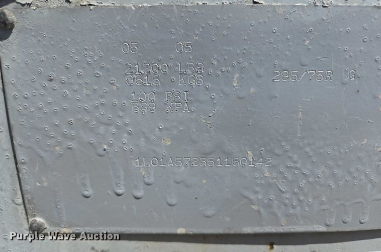 image for item EM0633 2006 Lufkin TFV-CL-110 dry van trailer