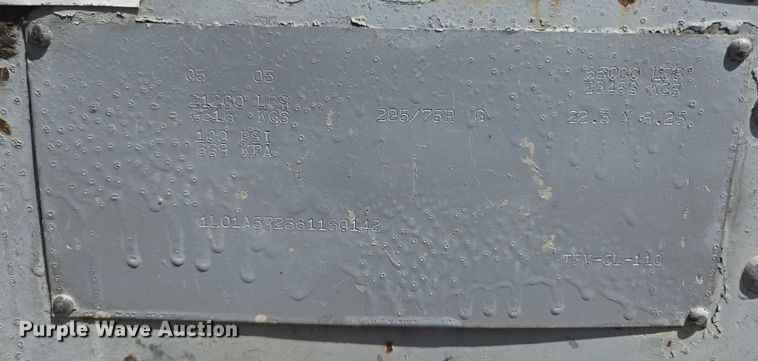 image for item EM0633 2006 Lufkin TFV-CL-110 dry van trailer