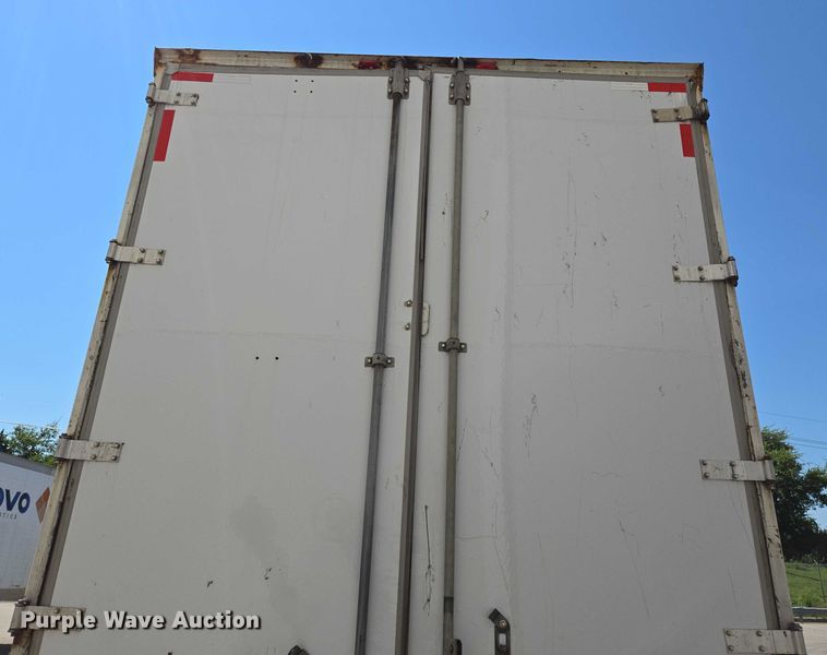 image for item EM0635 2005 Wabash DVCVHPC dry van trailer