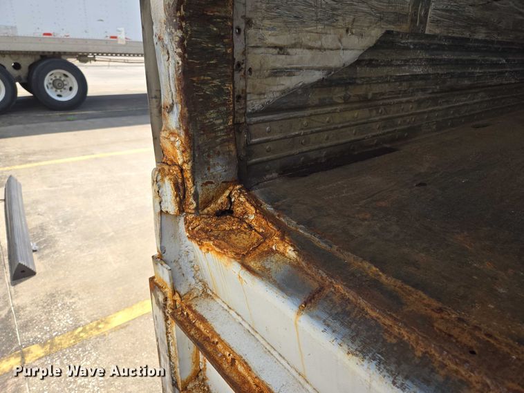 image for item EM0635 2005 Wabash DVCVHPC dry van trailer