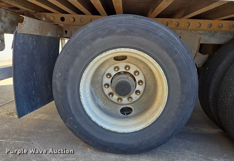 image for item EM0635 2005 Wabash DVCVHPC dry van trailer