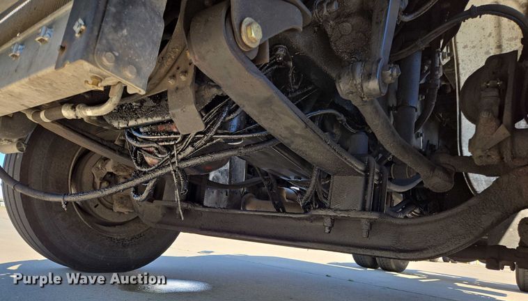 image for item EM0636 2013 Freightliner Business Class M2 semi truck