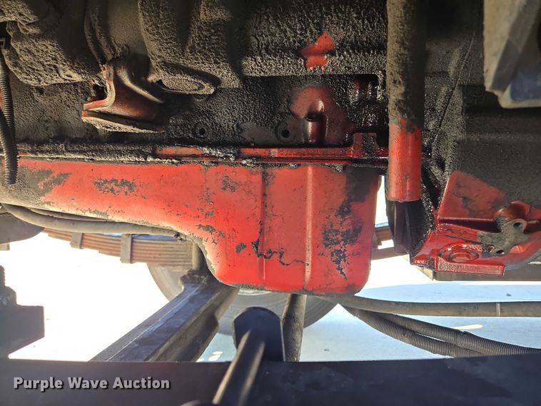 image for item EM0640 2017 Capacity Sabre 5 yard truck