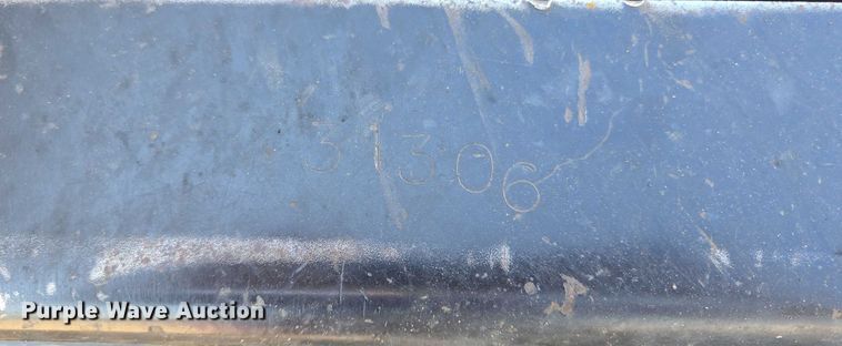 image for item EM0640 2017 Capacity Sabre 5 yard truck