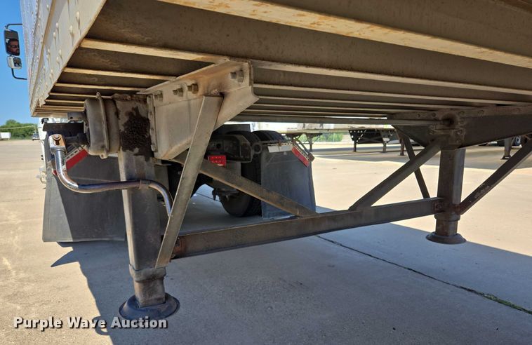 image for item EM0641 2006 Lufkin TFV-CL-110 dry van trailer