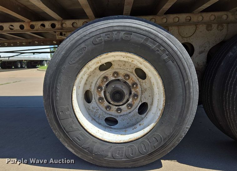 image for item EM0641 2006 Lufkin TFV-CL-110 dry van trailer