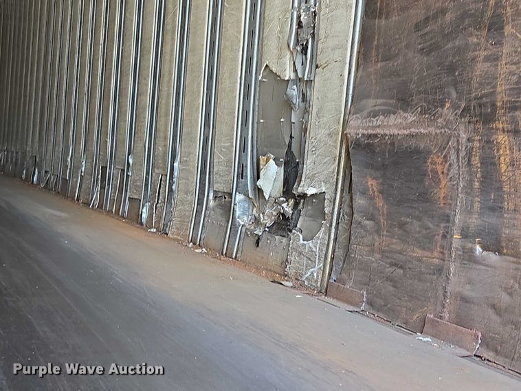 image for item EM0642 2006 Lufkin TFV-CL-110 dry van trailer