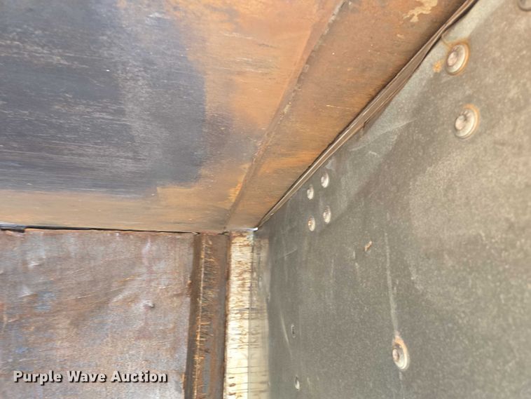 image for item EM0642 2006 Lufkin TFV-CL-110 dry van trailer