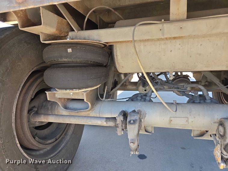 image for item EM0642 2006 Lufkin TFV-CL-110 dry van trailer