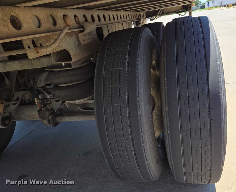 image for item EM0642 2006 Lufkin TFV-CL-110 dry van trailer