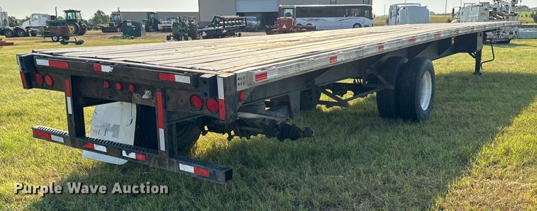 image for item EM8066 1995 Utility  flatbed trailer