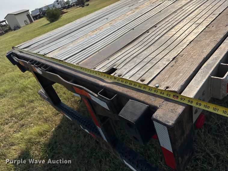 image for item EM8066 1995 Utility  flatbed trailer
