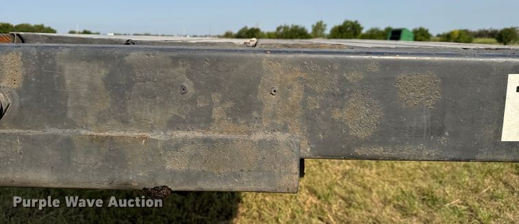 image for item EM8066 1995 Utility  flatbed trailer