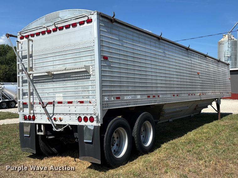 image for item EN5582 1997 Timpte Super Hopper grain trailer