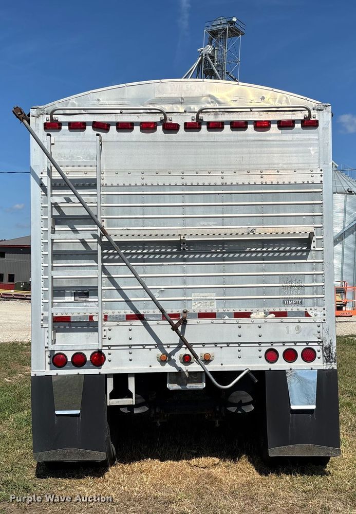 image for item EN5582 1997 Timpte Super Hopper grain trailer