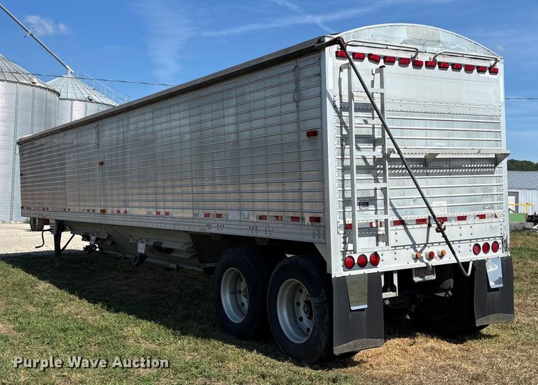 image for item EN5582 1997 Timpte Super Hopper grain trailer