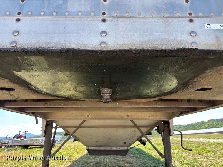 image for item EN5582 1997 Timpte Super Hopper grain trailer