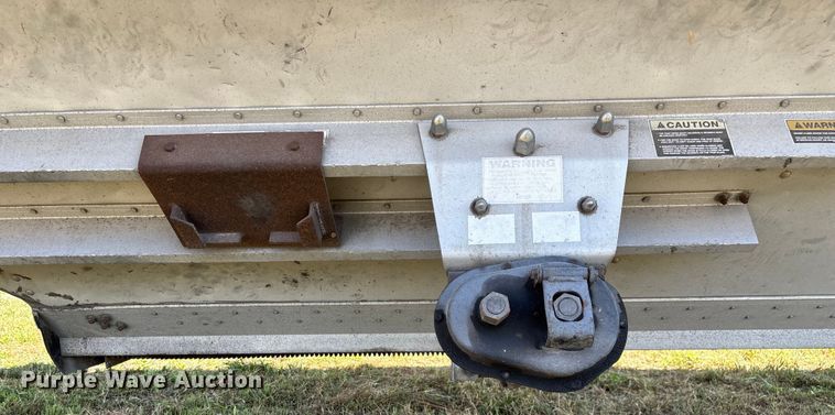 image for item EN5582 1997 Timpte Super Hopper grain trailer