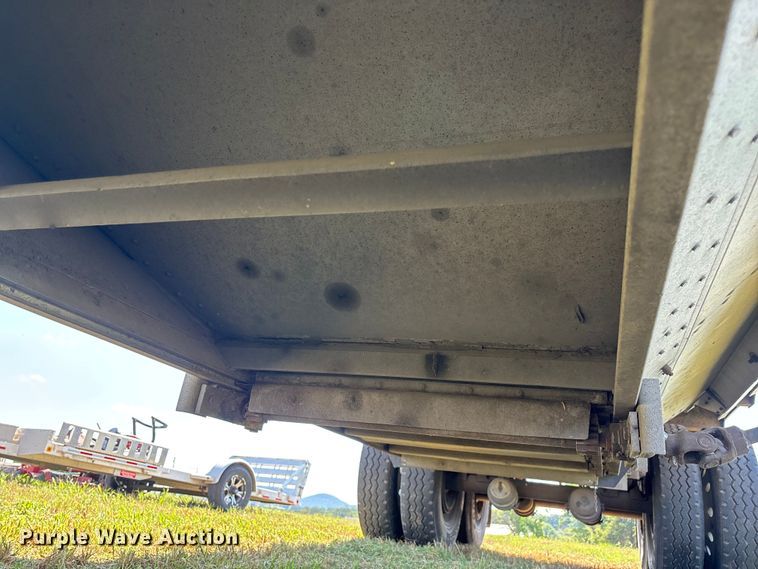 image for item EN5582 1997 Timpte Super Hopper grain trailer