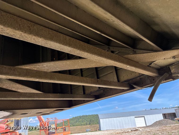 image for item EN5582 1997 Timpte Super Hopper grain trailer