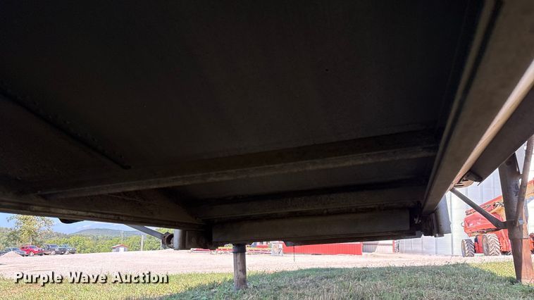 image for item EN5582 1997 Timpte Super Hopper grain trailer