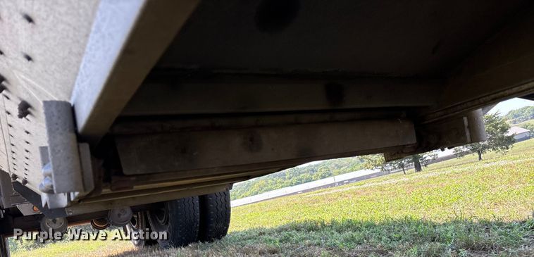 image for item EN5582 1997 Timpte Super Hopper grain trailer