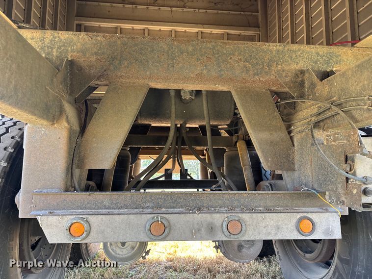 image for item EN5582 1997 Timpte Super Hopper grain trailer