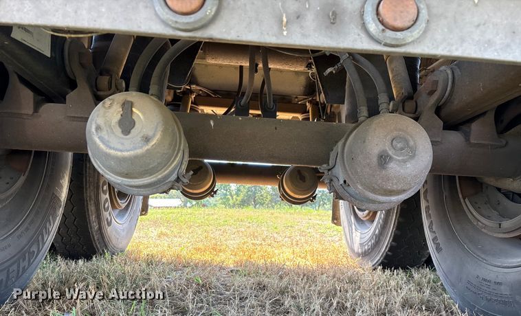 image for item EN5582 1997 Timpte Super Hopper grain trailer